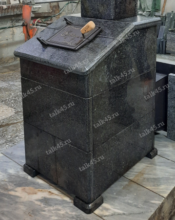 oblicovka_piroksenit_prezident_390
